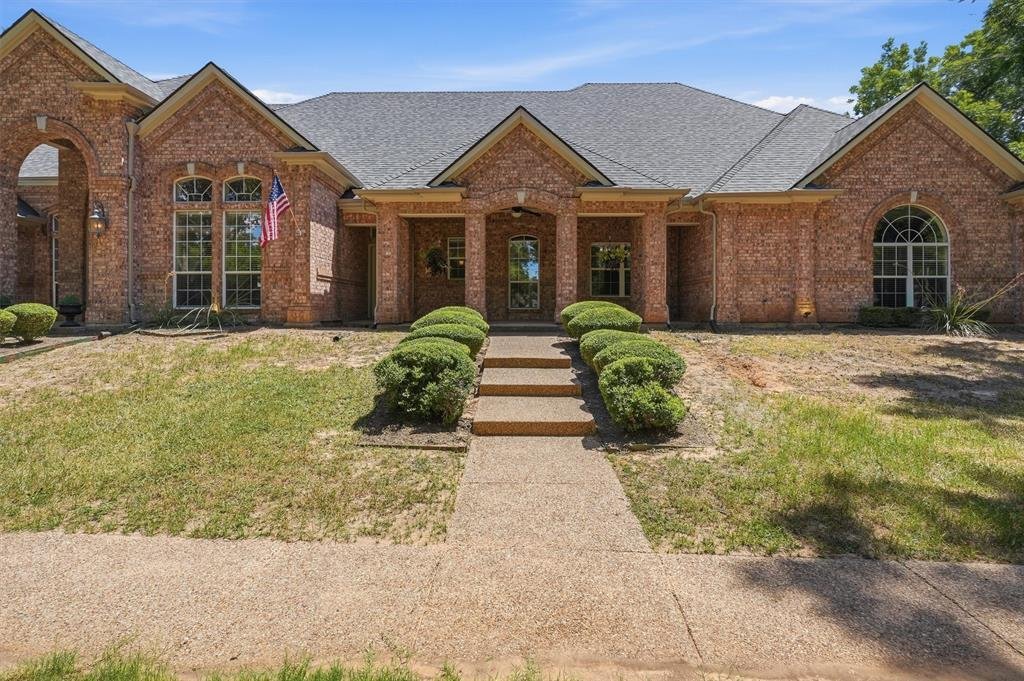 House in Granbury, Texas, United States 3 - 18396388