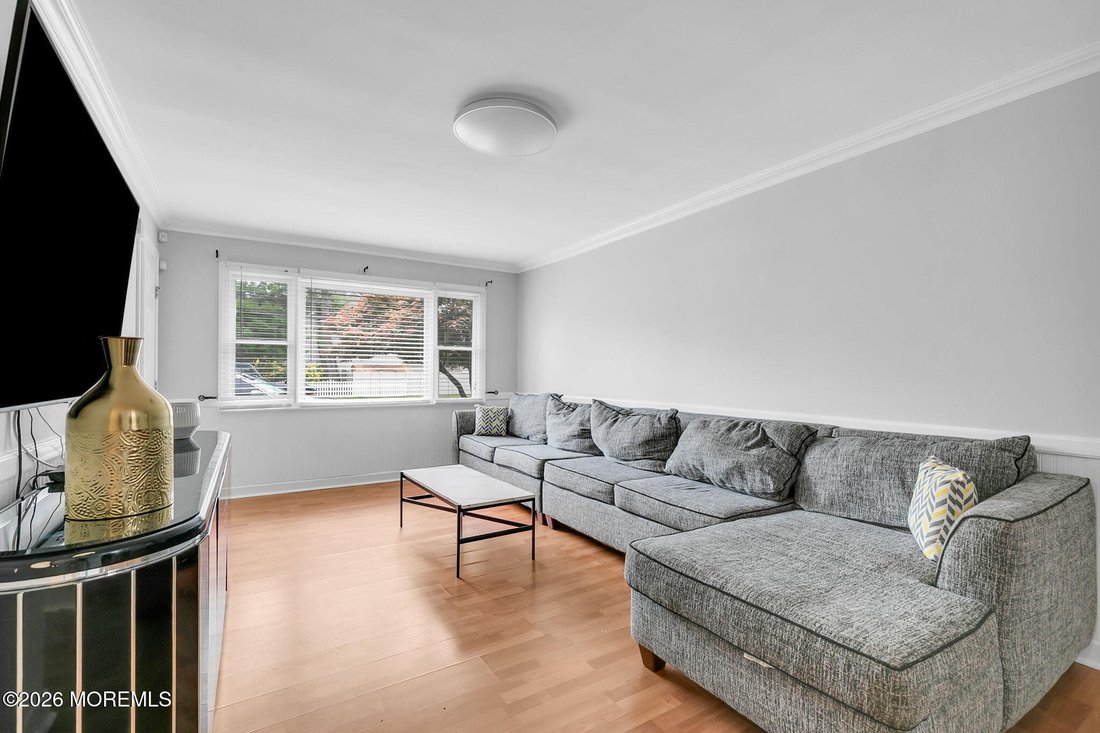 House in North Middletown, New Jersey, United States 4 - 18390896