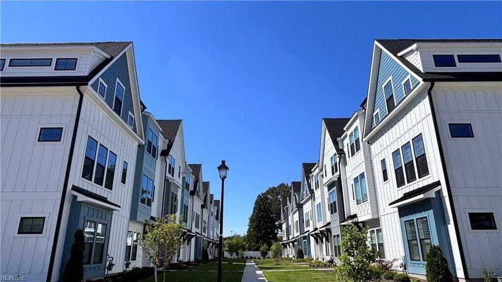 Condo in Chesapeake, Virginia, United States 2 - 18394468