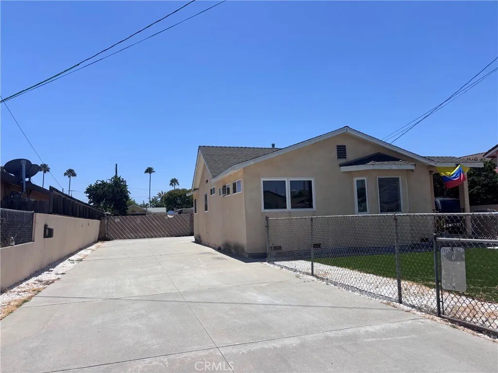Apartment in Carson, California, United States 1 - 18396159
