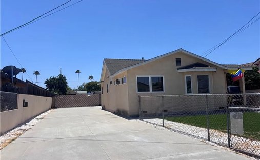 Apartment in Carson, California, United States 1