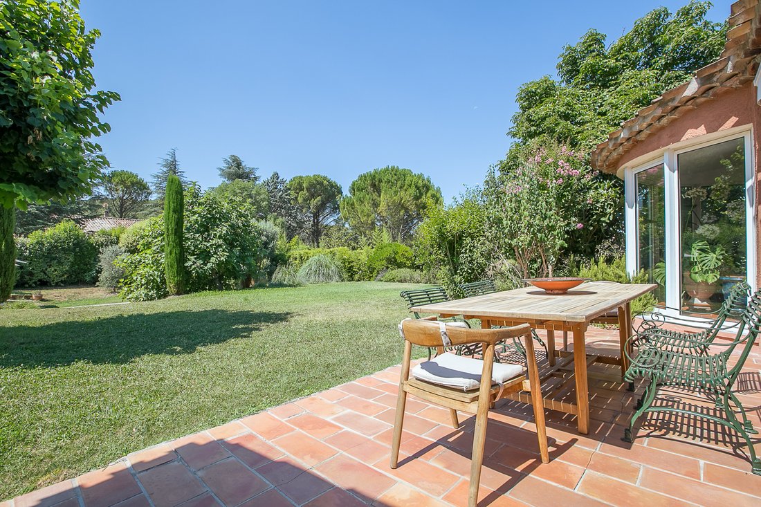 Villa in Le Tholonet, Provence-Alpes-Côte d'Azur, France 2 - 18394869