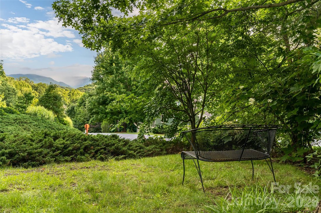 House in Fairview, North Carolina, United States 4 - 15683404