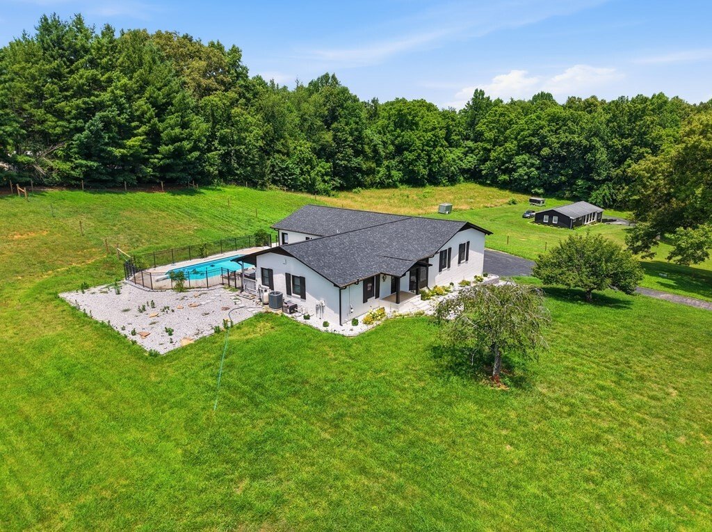 House in Sparta, Tennessee, United States 4 - 18391114
