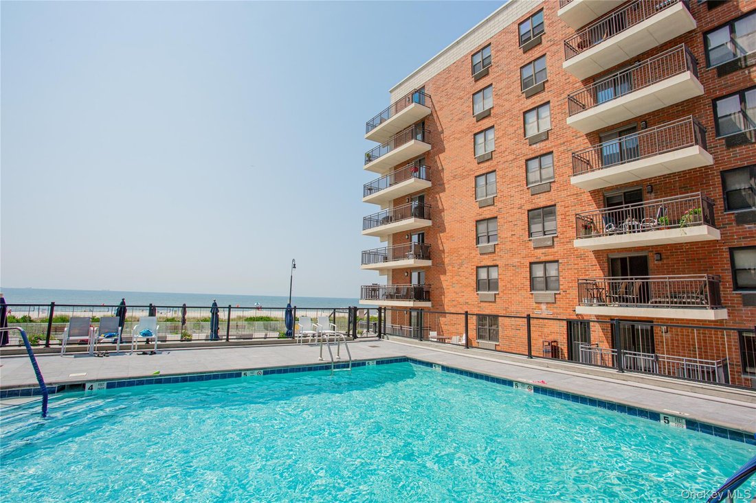 Long Beach, New York, United States 1 - 18396884