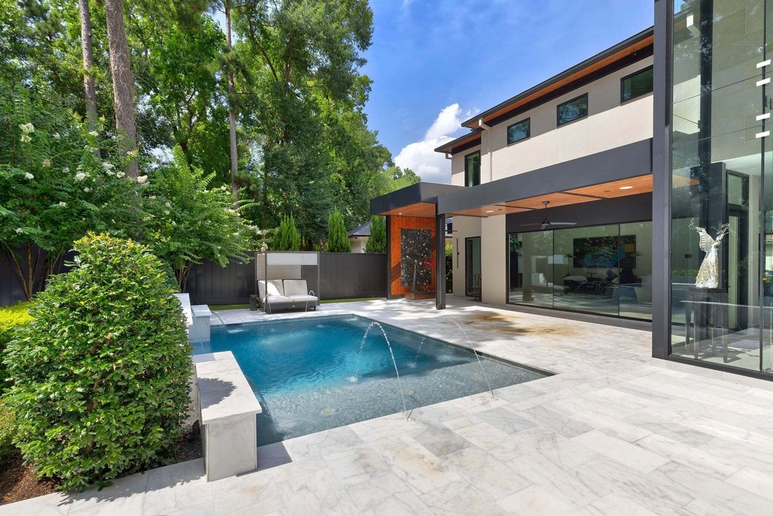 House in The Woodlands, Texas, United States 2 - 18393599