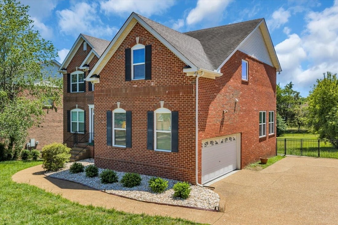 House in Hendersonville, Tennessee, United States 4 - 18396443