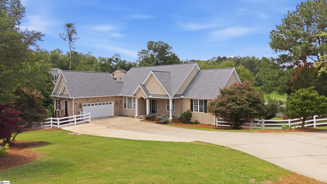 House in Greenwood, South Carolina, United States 1 - 18390795
