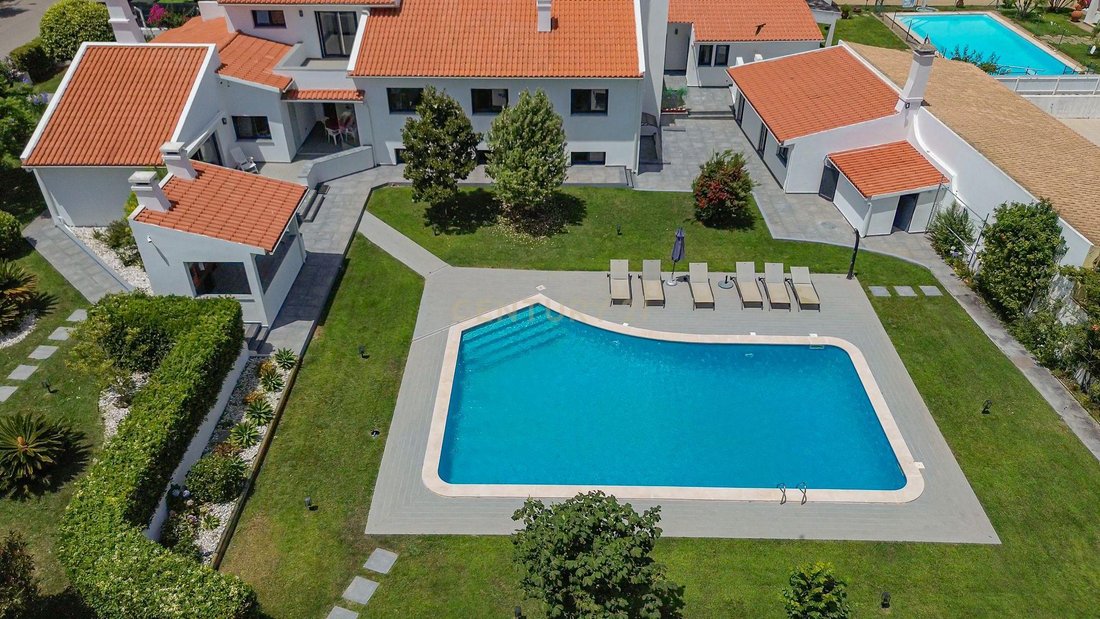 Villa in Corroios, Setubal, Portugal 1 - 18392567