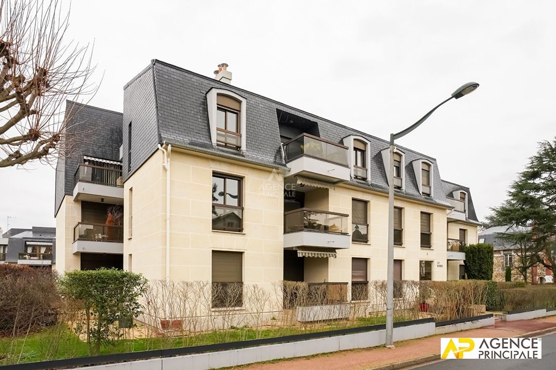 Apartment in Napoleon, Maisons-Laffitte, France 1 - 18013649