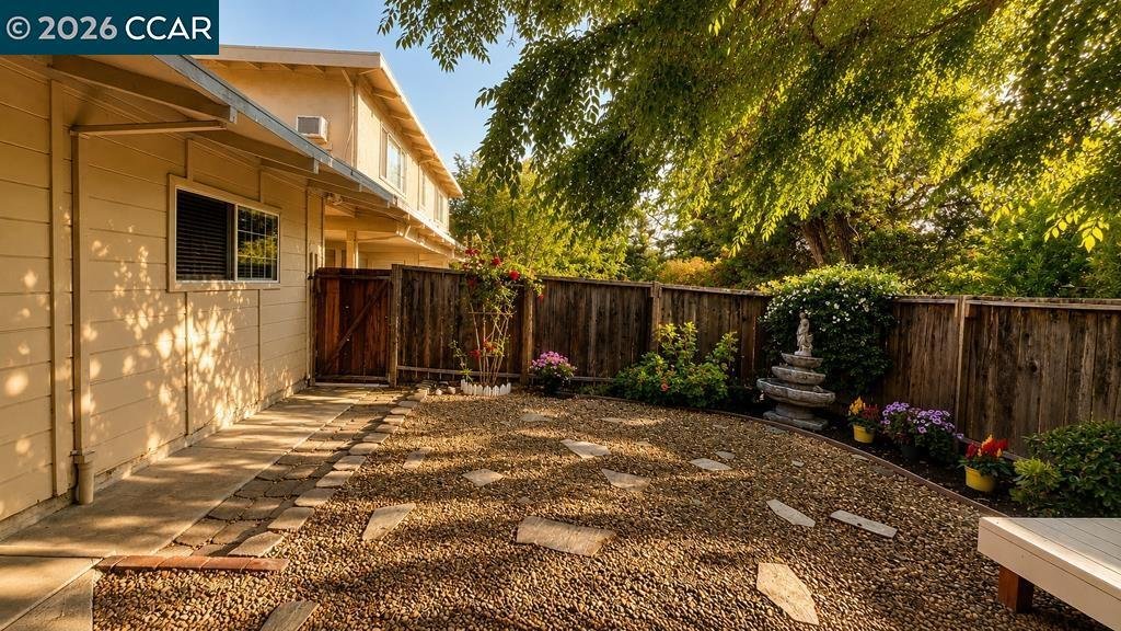 Walnut Creek, California, United States 4 - 18390459