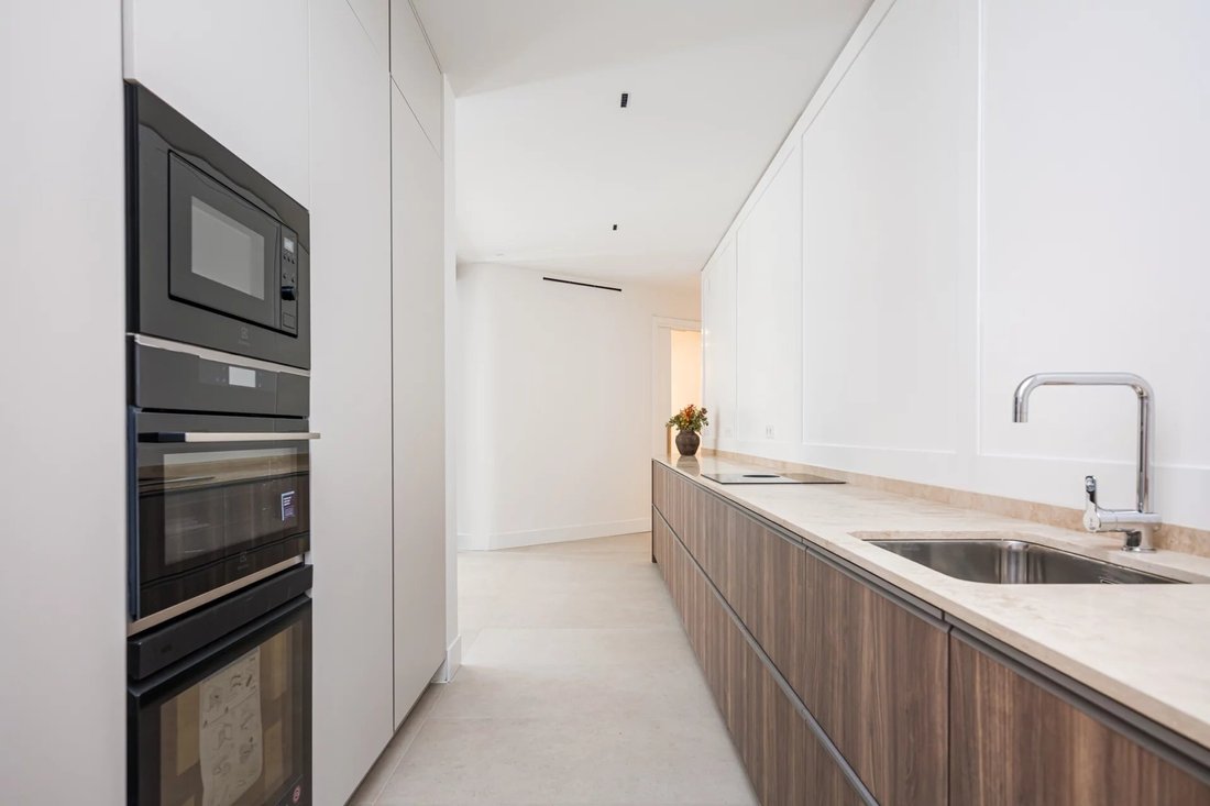 Apartment in Centro, Madrid, Spain 5 - 18393293