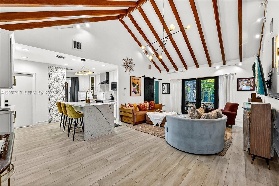 Casa en Miami, Florida, Estados Unidos 3 - 18396876