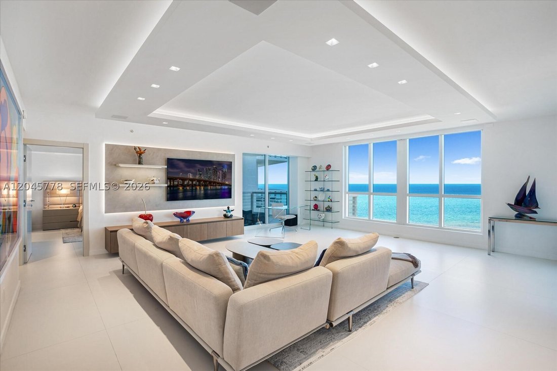 Condo in Miami Beach, Florida, United States 1 - 18391299