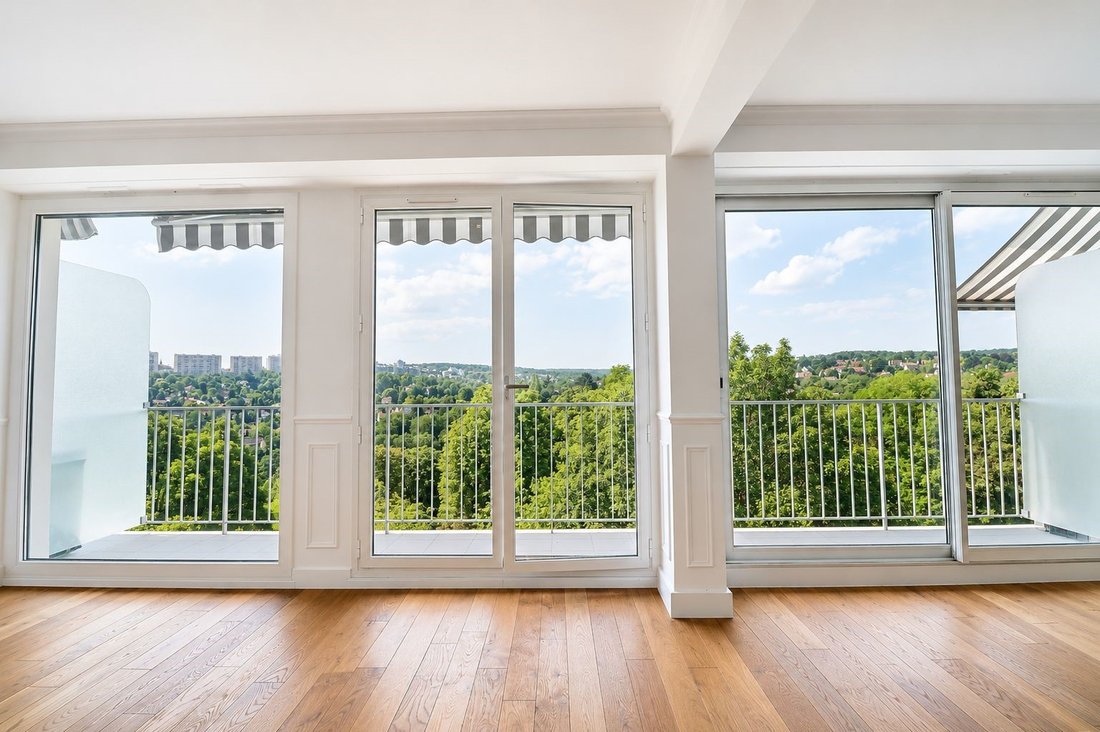 Apartment in Forêt, Saint-Germain-en-Laye, France 5 - 18332958