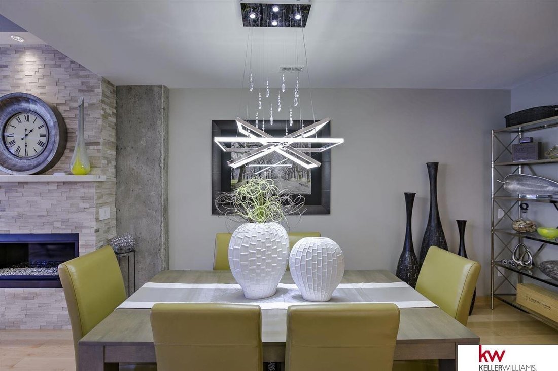 Condo in Omaha, Nebraska, United States 1 - 18395601