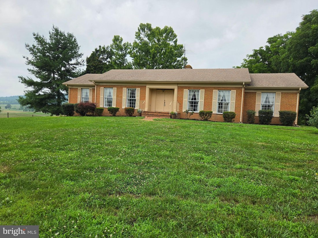 House in Winchester, Virginia, United States 1 - 18393898