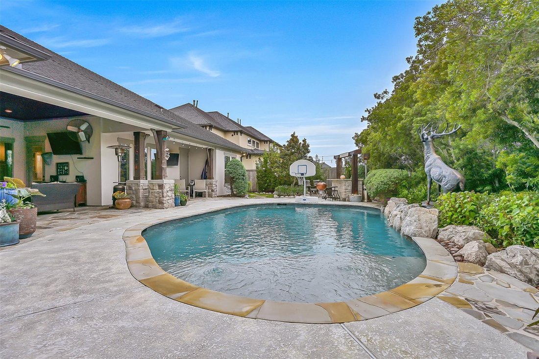 House in Friendswood, Texas, United States 4 - 18396143