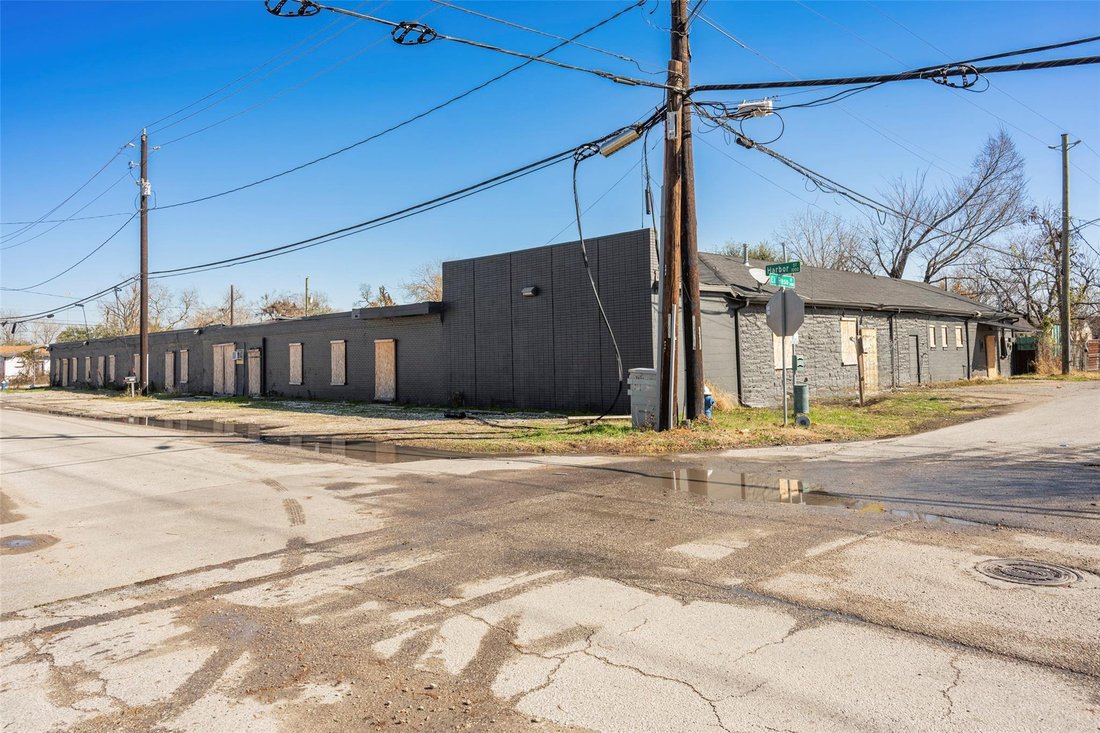 Houston, Texas, United States 4 - 18396089
