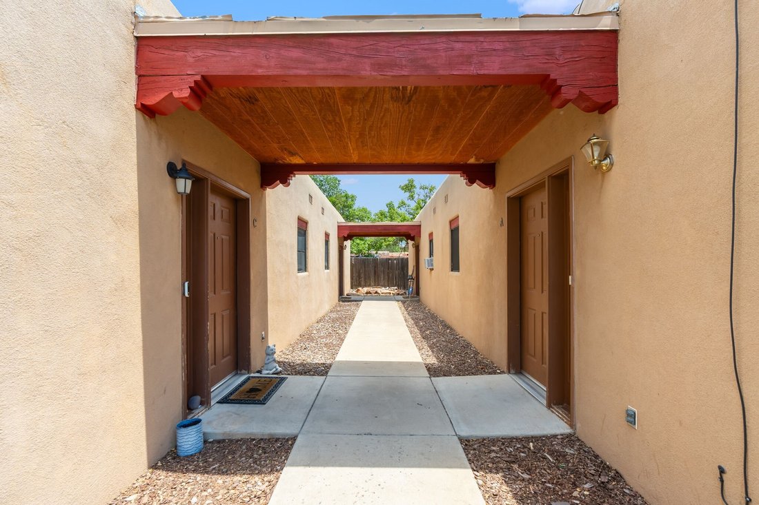 Santa Fe, New Mexico, United States 4 - 18394586