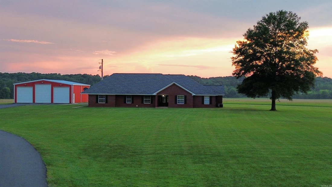 House in Malvern, Arkansas, United States 3 - 18390360