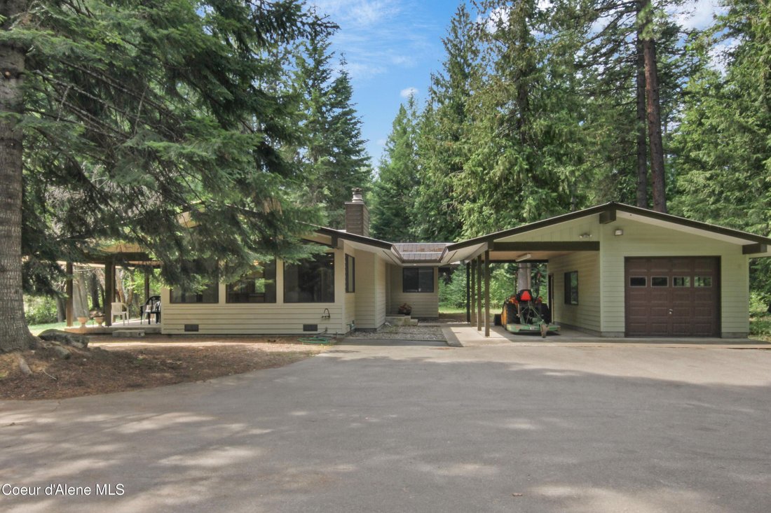 House in Sagle, Idaho, United States 1 - 18394696