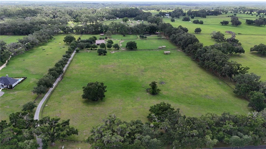 Corps de ferme à Ocala, Floride, États-Unis 2 - 17178378