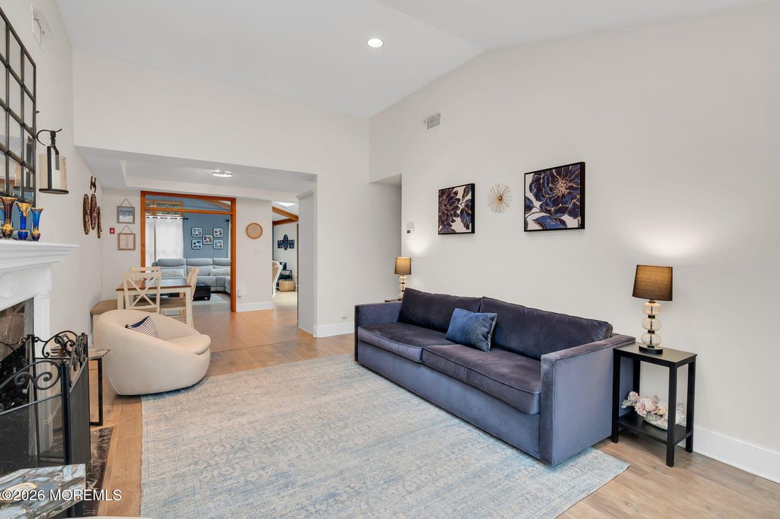 North Middletown, New Jersey, United States 5 - 18391839
