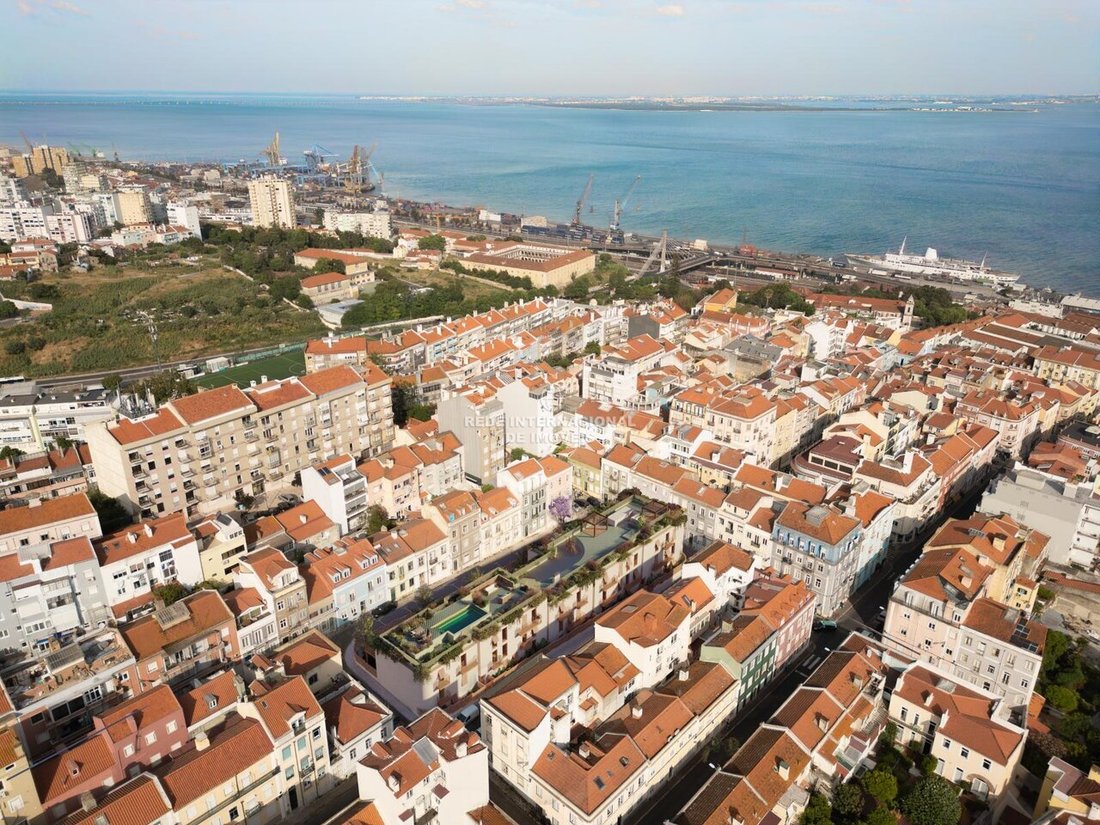 Apartment in Sao Vicente, Lisbon, Portugal 4 - 17991638