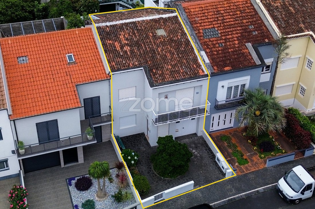 House in Ponta Delgada (Sao Pedro), Azores, Portugal 2 - 18396947