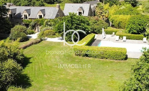 Estate in Sarzeau, Brittany, France 1