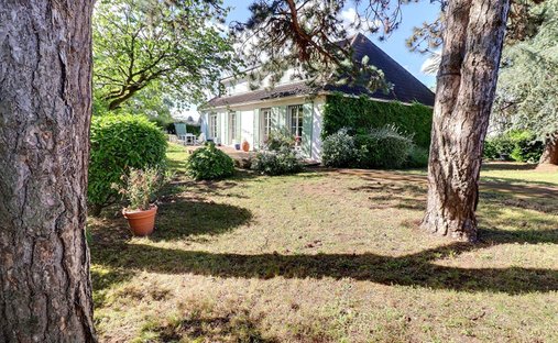 House in Mareil-Marly, Ile-de-France, France 1