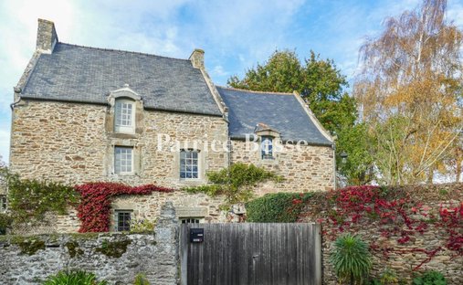 House in Centre Ville, Dinard, France 1