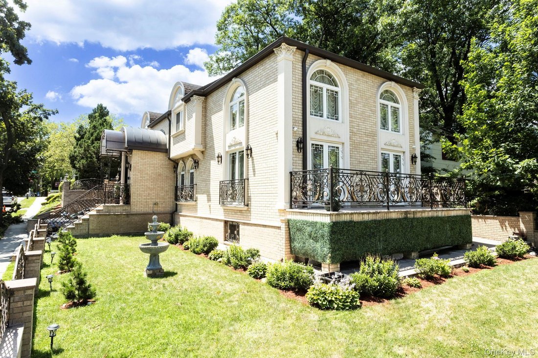 House in New York, New York, United States 3 - 18394094
