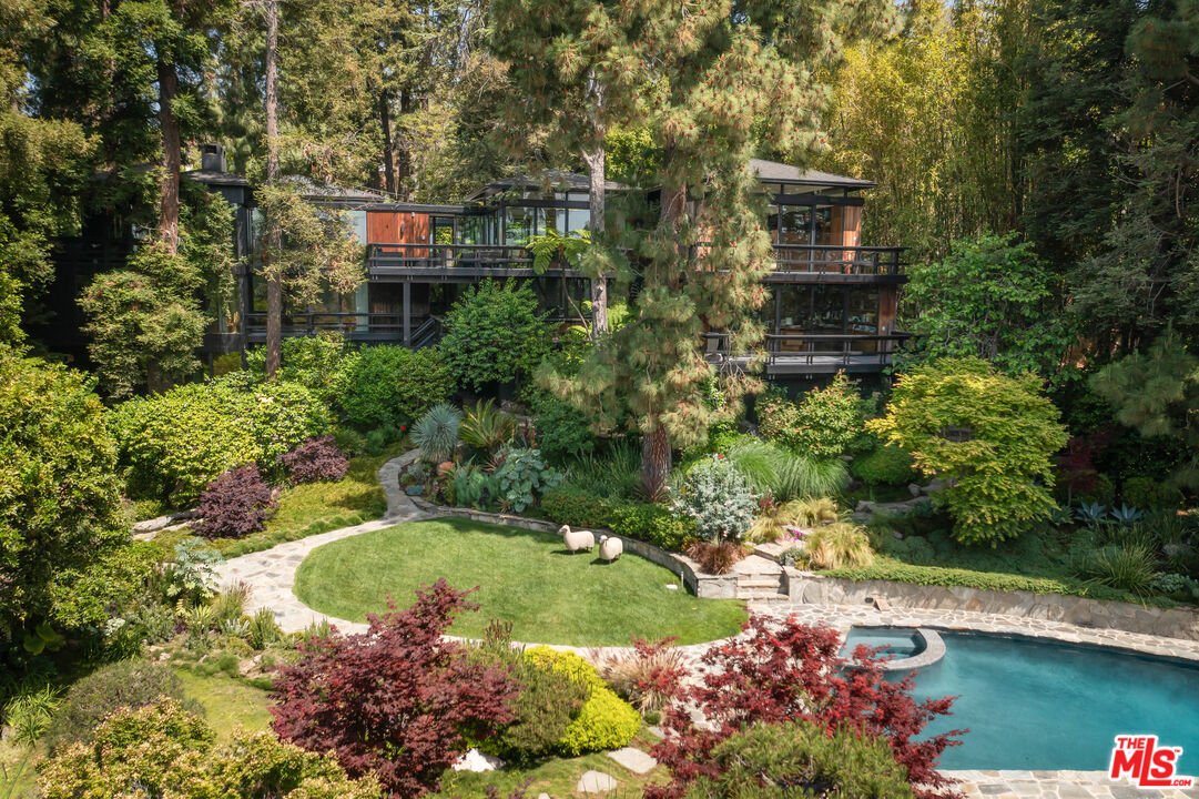 House in Los Angeles, California, United States 1 - 18393123