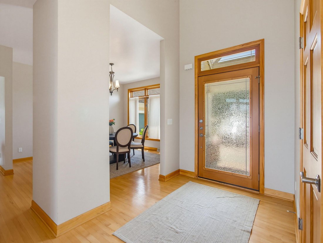 House in Pewaukee, Wisconsin, United States 5 - 18395580
