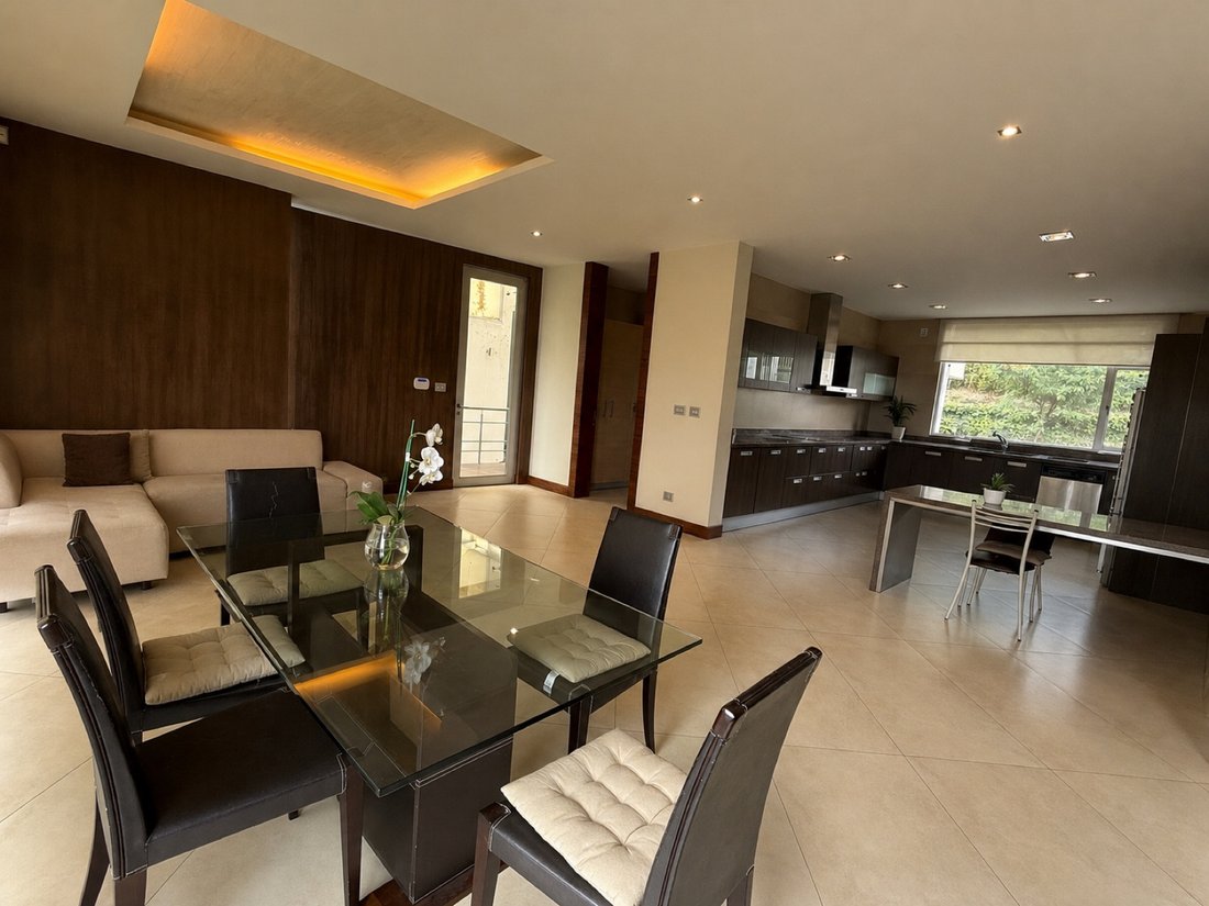 House in Quito, Pichincha, Ecuador 5 - 18392955