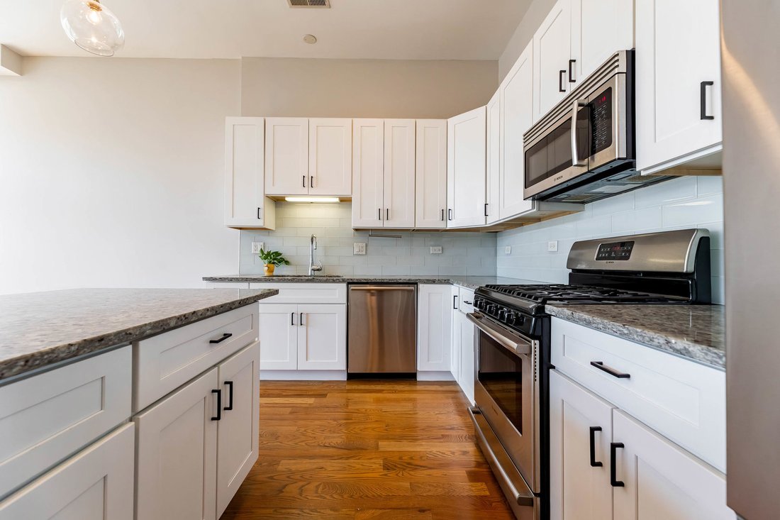Condo in Chicago, Illinois, United States 5 - 18394642