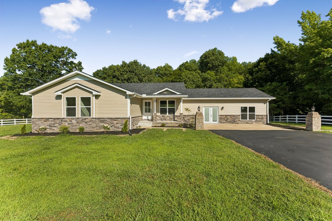 House in Hohenwald, Tennessee, United States 3 - 18391149