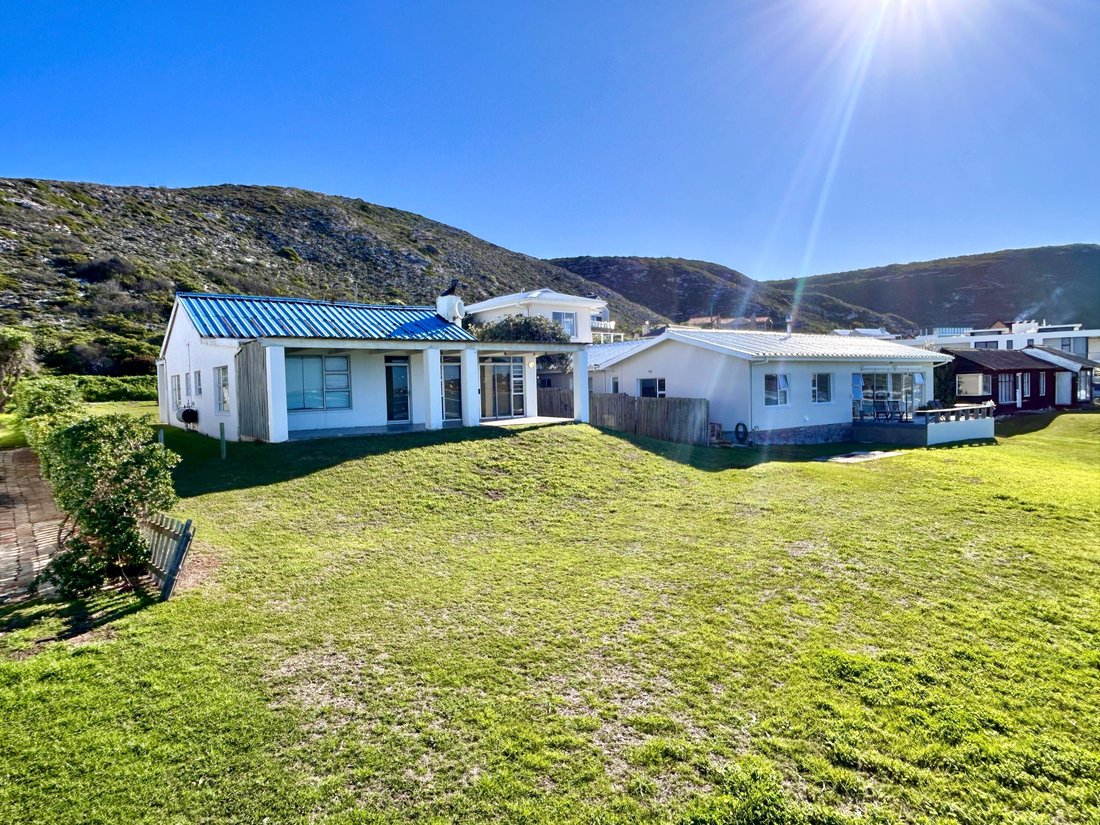 House in L'Agulhas, Western Cape, South Africa 3 - 18393575