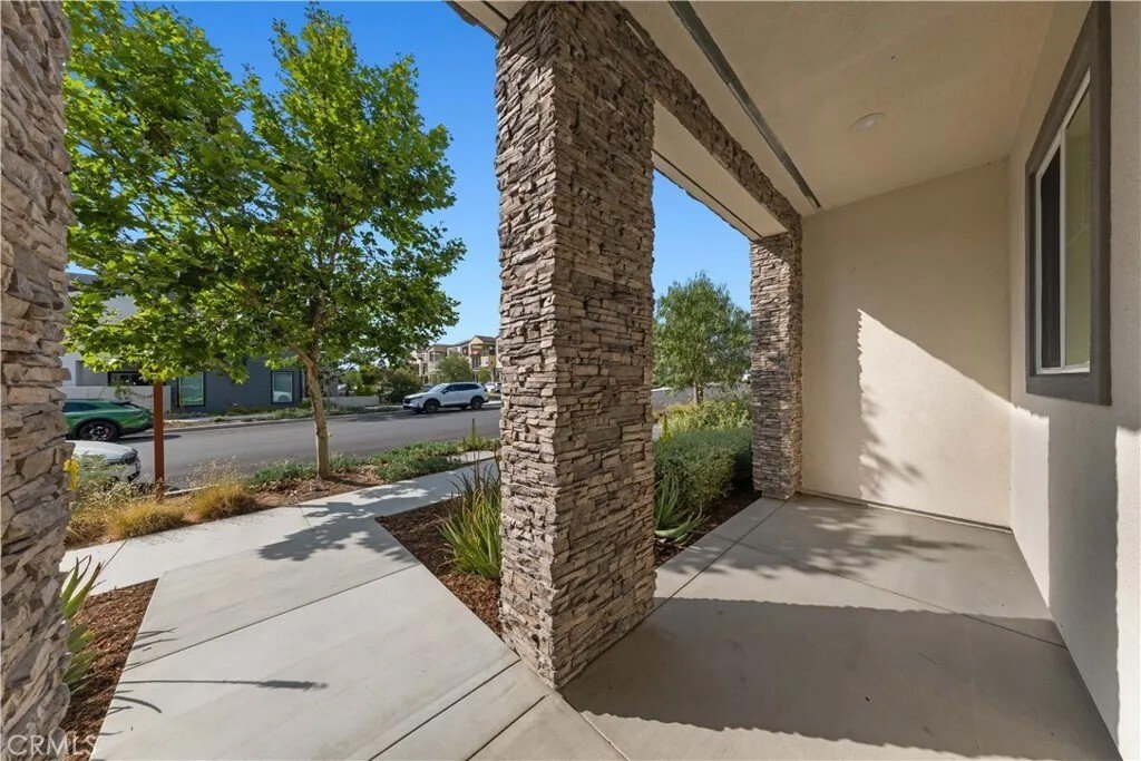 Condo in Irvine, California, United States 2 - 18396136