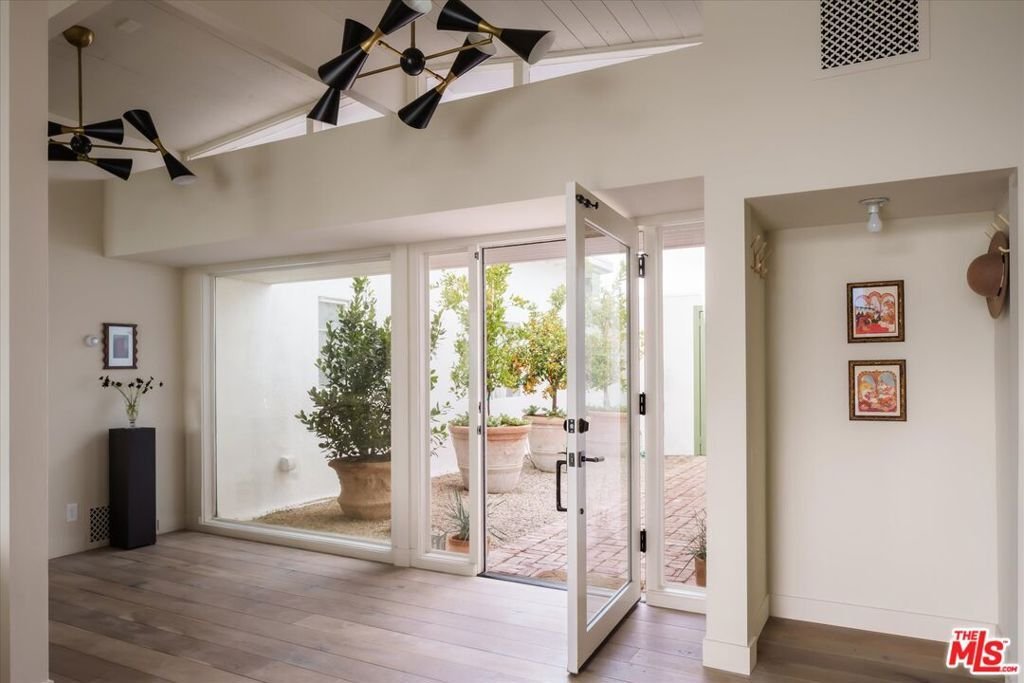 House in Los Angeles, California, United States 4 - 18395333