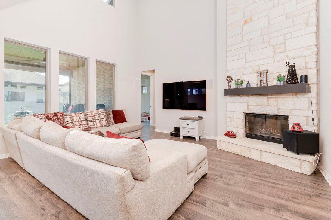 House in Georgetown, Texas, United States 5 - 18394432