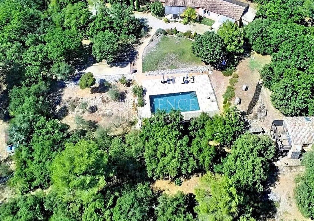 House in Correns, Provence-Alpes-Côte d'Azur, France 1 - 17467721