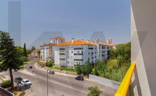 Apartment in Carcavelos e Parede, Lisbon, Portugal 1