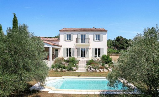 Estate in Uzès, Occitania, France 1