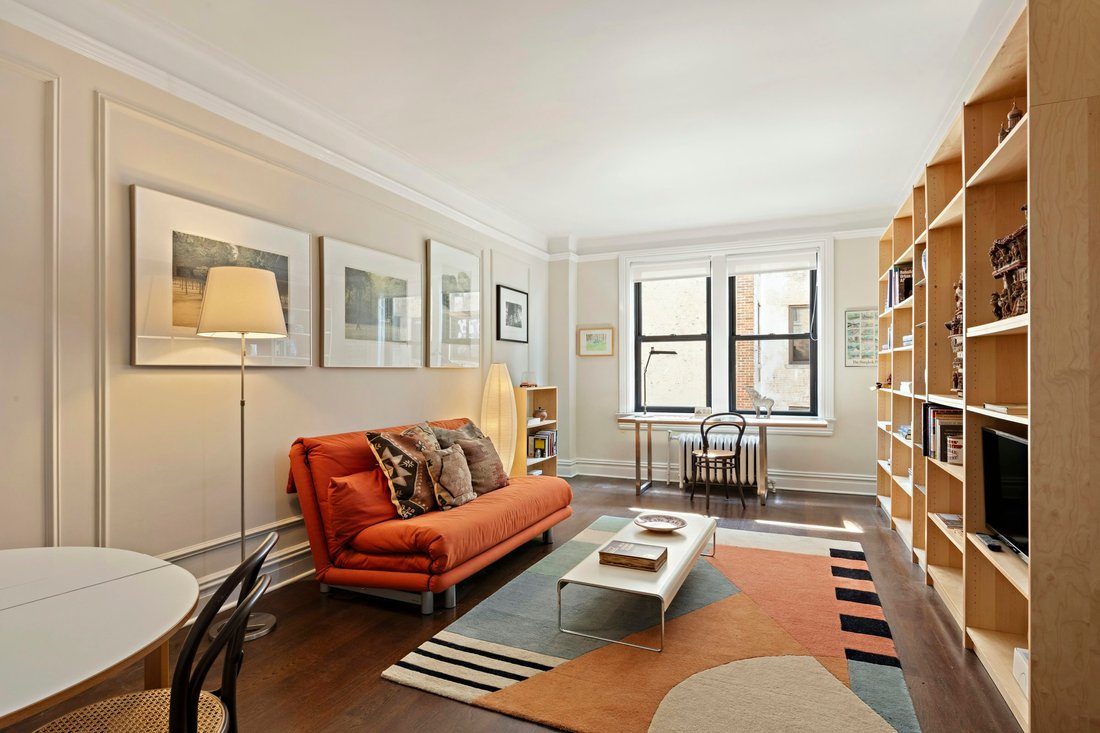 Co Op in New York, New York, United States 1 - 18380342