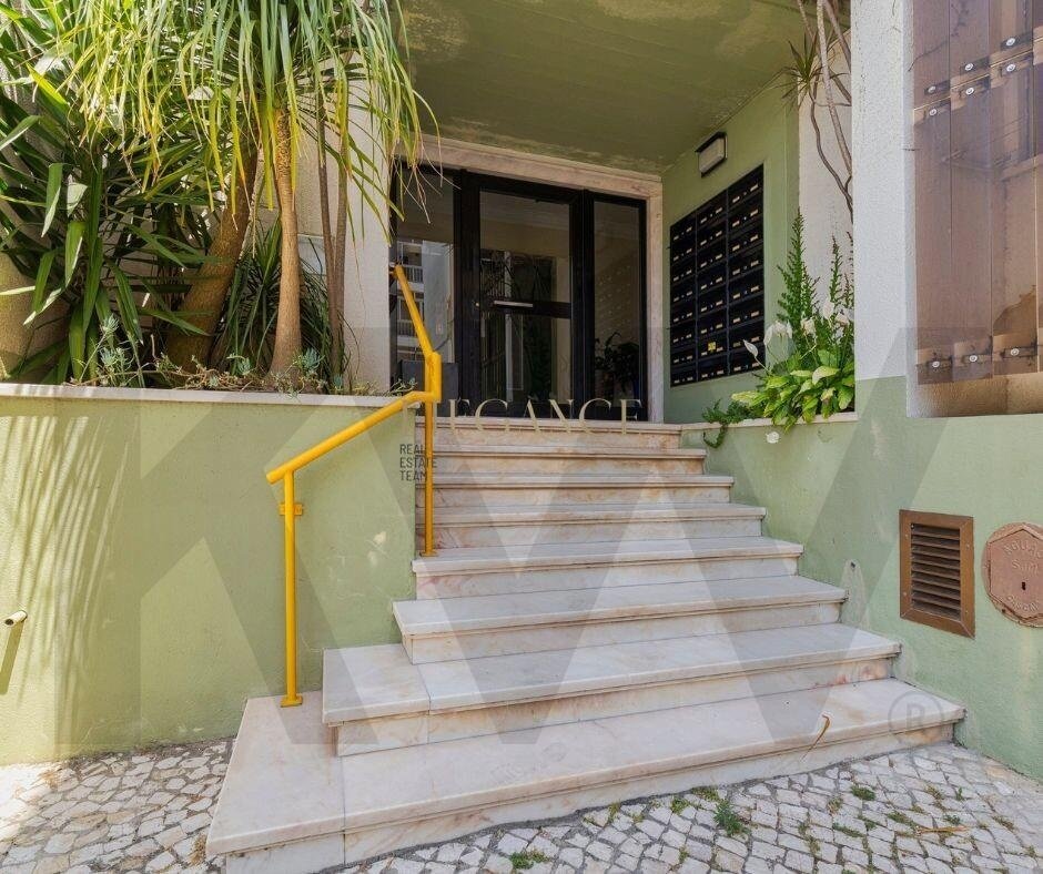 Apartment in Carcavelos e Parede, Lisbon, Portugal 3 - 18390561