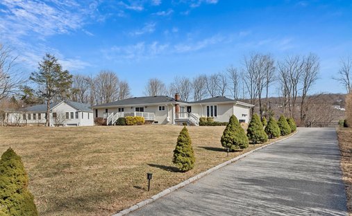 House in Monroe, New York, United States 1