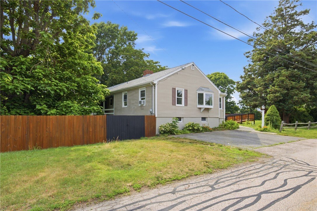 House in Middletown, Rhode Island, United States 4 - 18391049